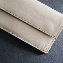 Load image into Gallery viewer, a handy wallet